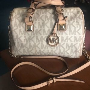 NEW Michael Kors Greyson Satchel, crossbody purse